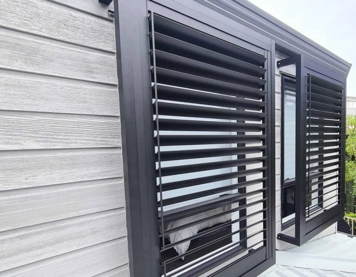 shutters-a